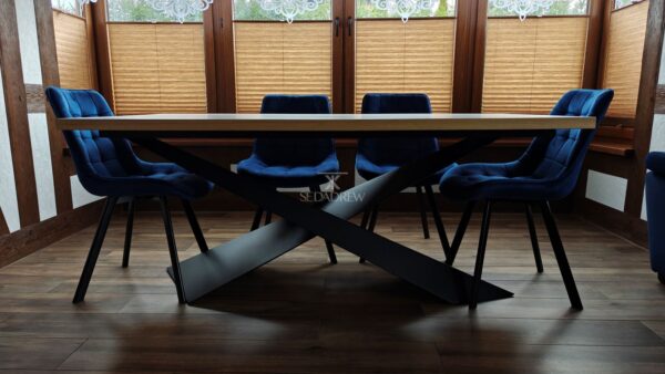 Stół o masywnej geometrycznej podstawie z drewnianym dębowym blatem | Stół 5A - obrazek 11