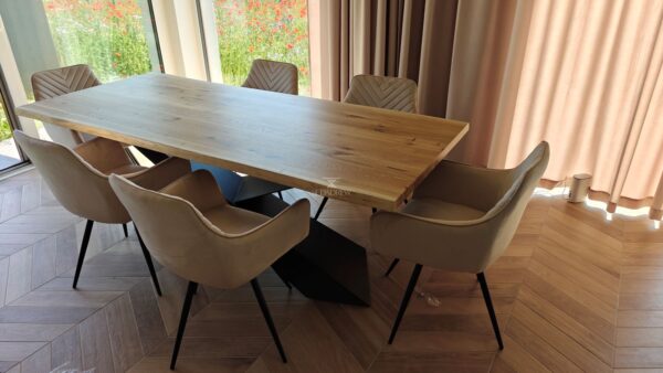 Stół o masywnej geometrycznej podstawie z drewnianym dębowym blatem | Stół 5A - obrazek 14