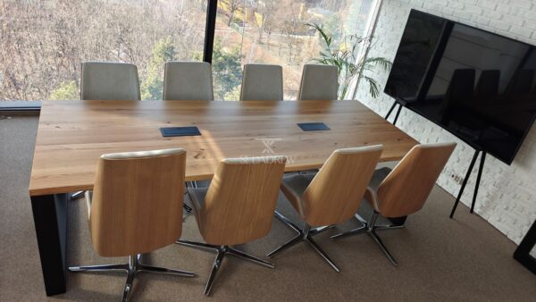 Klastyczny stół dębowy ze zlicowanym blatem i metalowymi nogami typu U | Stół 2D - obrazek 7